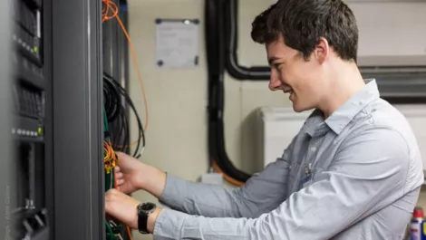 Kiwi IT specialist makes a difference in Africa – opportunities available